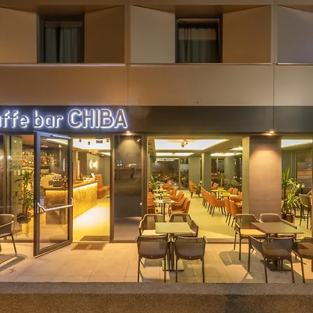 فندق Batuda 3*