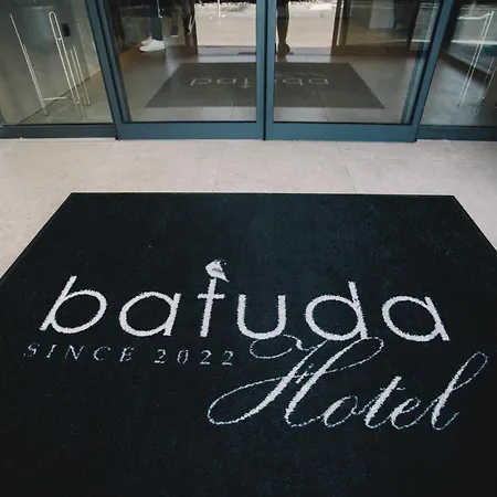 Batuda Hotell 3*