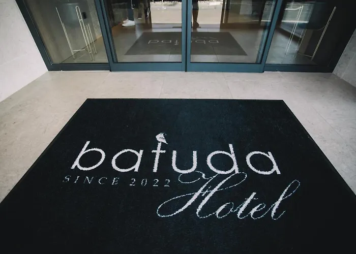 Batuda Hotel 3*